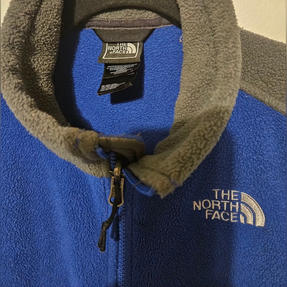 The North Face Blue and Gray Fleece Vest - Picture 3 of 5